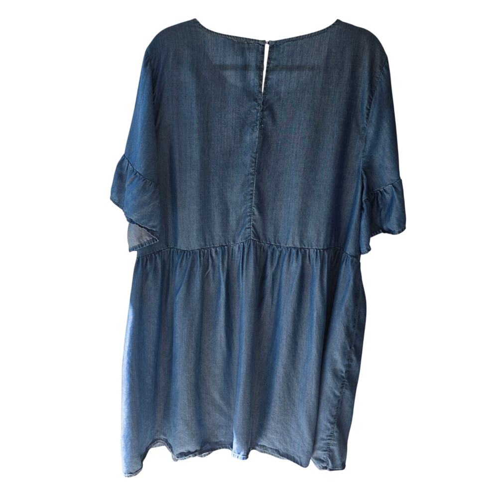 Crown & Ivy Plus Size 2X Embroidered Denim Tunic Dress Floral Boho Casual - Picture 2 of 9
